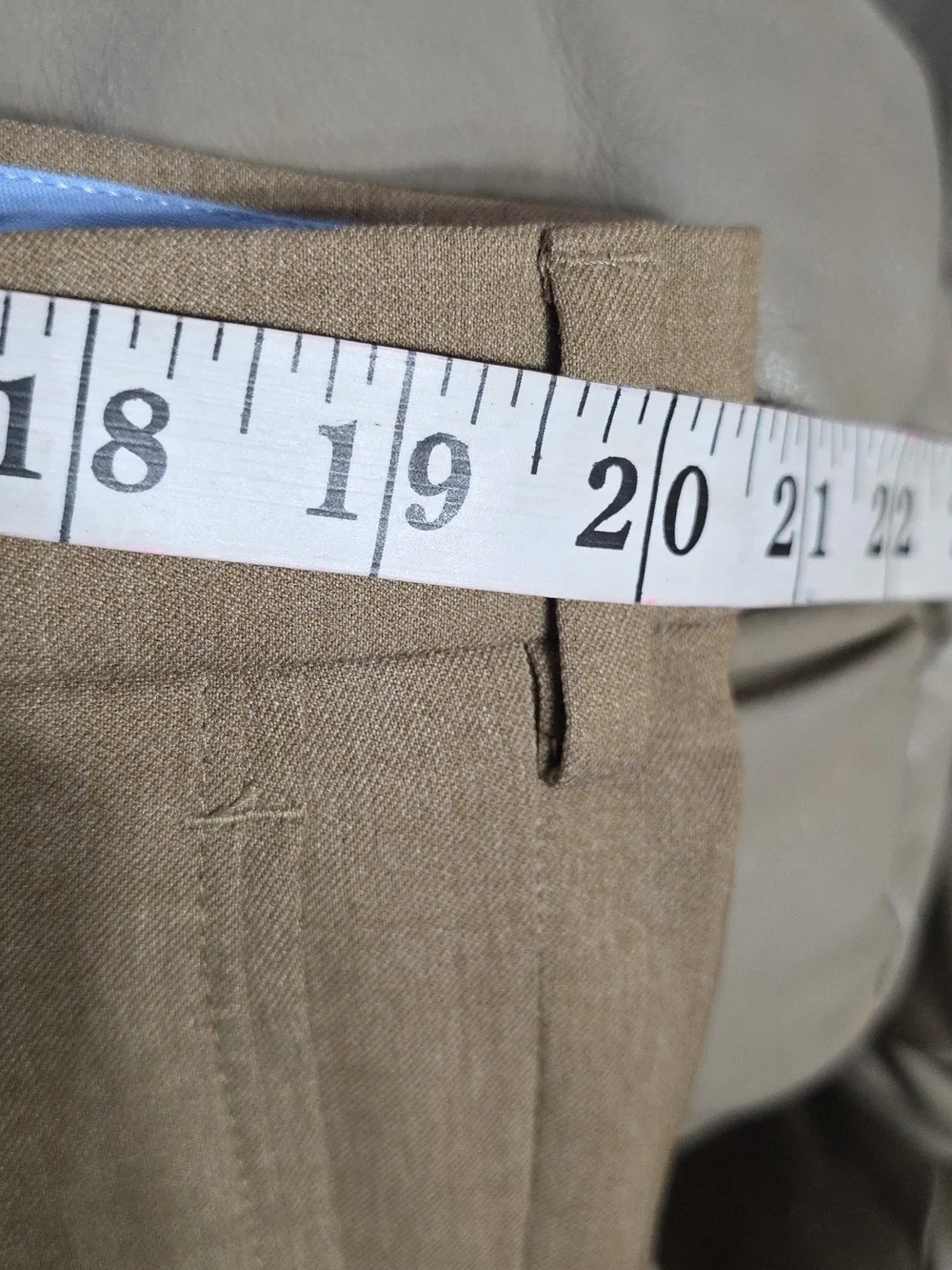 NWT Travel Smart Men's Pleated Pants Tan Cool Max Cuff Hem Stretch Comfort 40x30